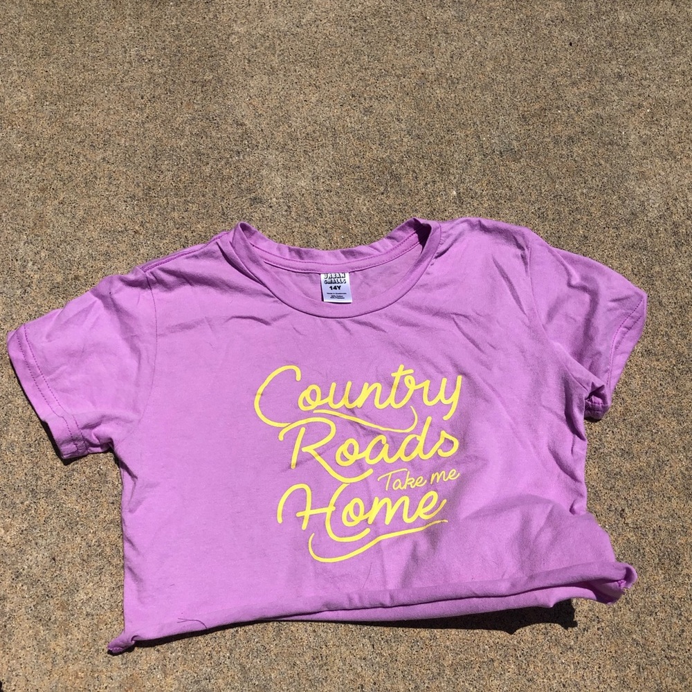 Country roads take me home crop top🏞🛣